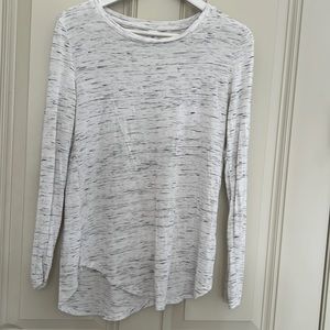 Women’s Pullover Top